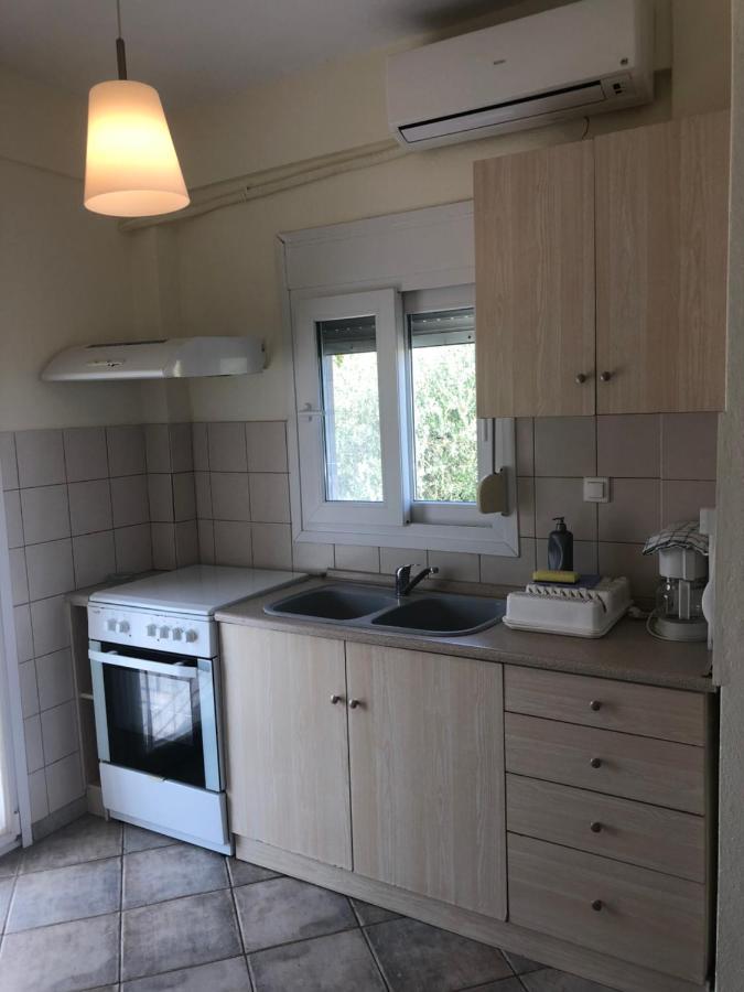 Deres Apartments Hanioti Eksteriør billede