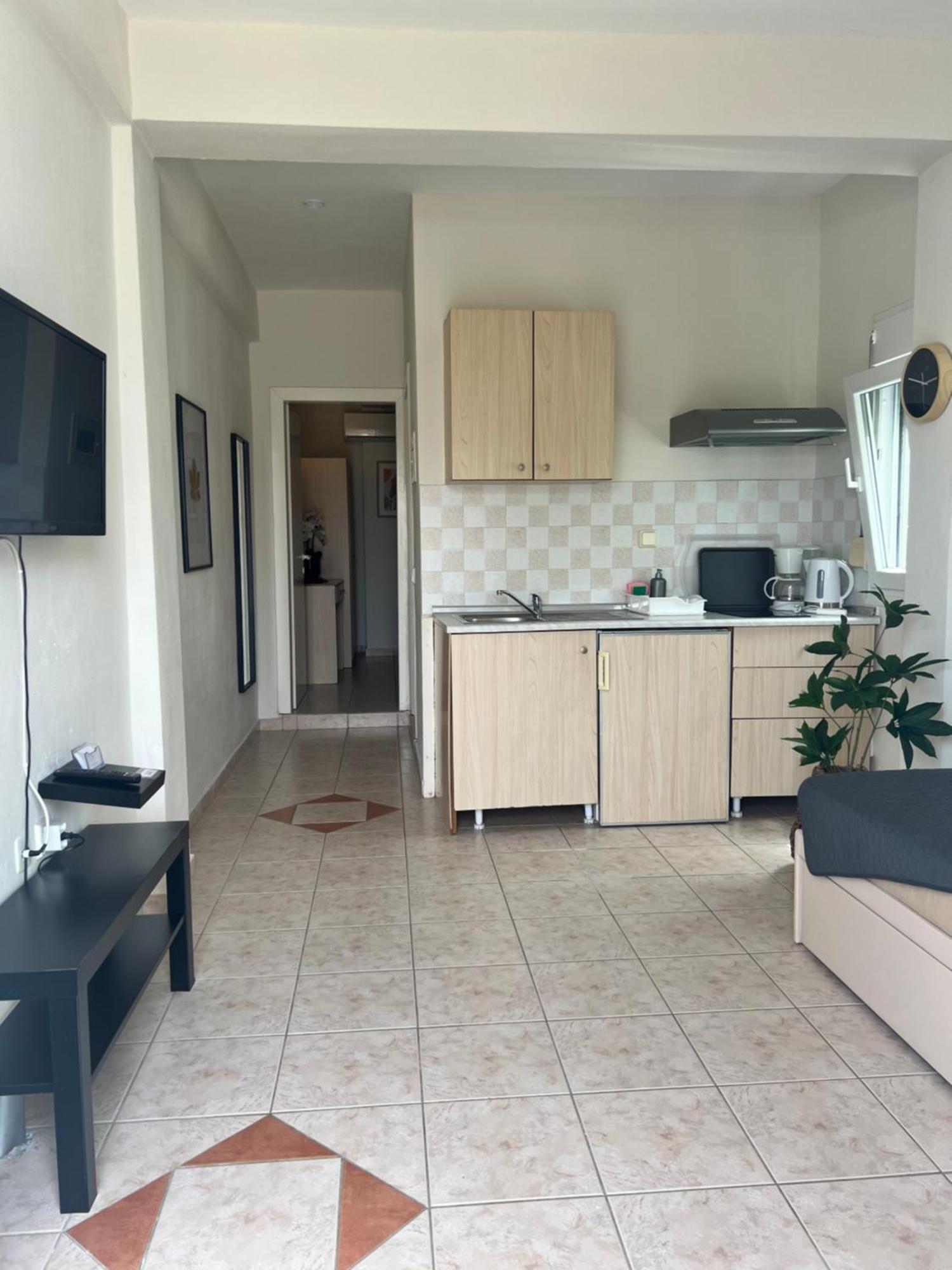 Deres Apartments Hanioti Eksteriør billede